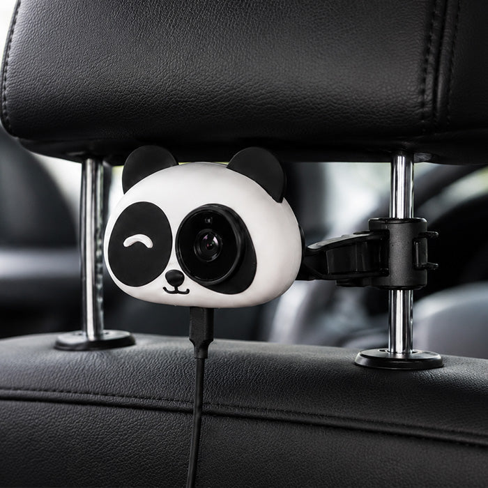 KiddyView camera bevestigd aan de hoofdsteun